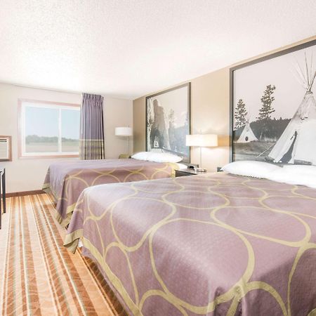 Super 8 By Wyndham Miller Hotel Exterior photo